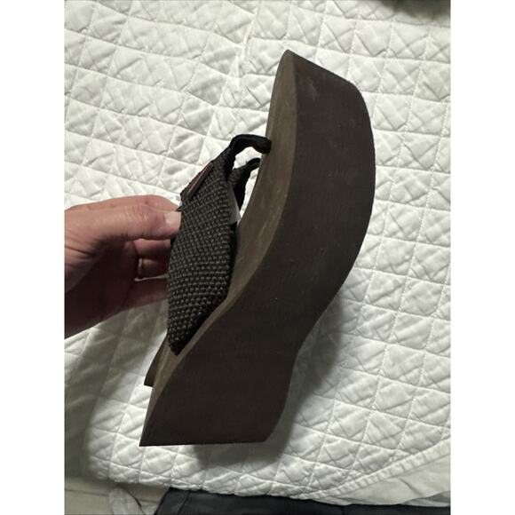 Rocket Dog Size 8 M